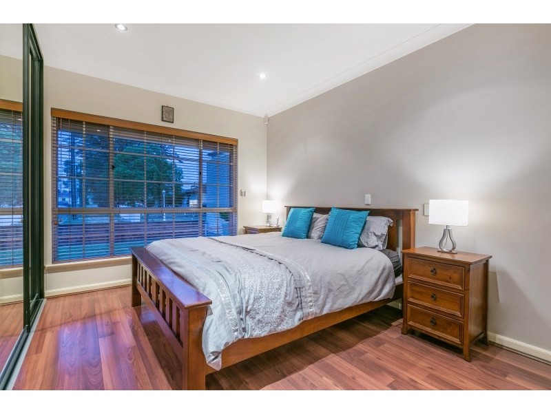 6 Aberdeen Crescent, Findon SA 5023