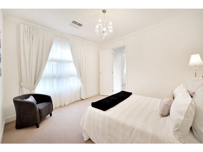 2 Stewart Avenue, Glenelg North SA 5045