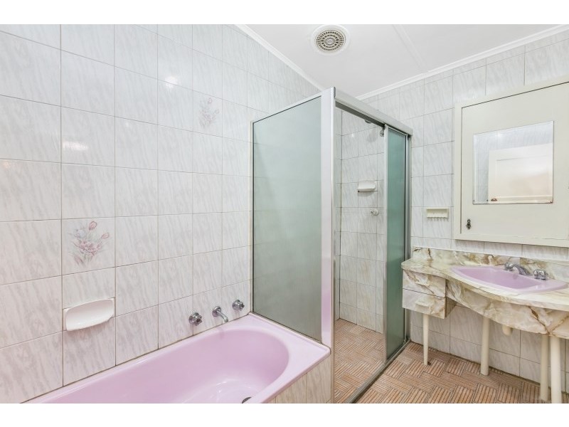 27 Falkirk Avenue, Seaton SA 5023