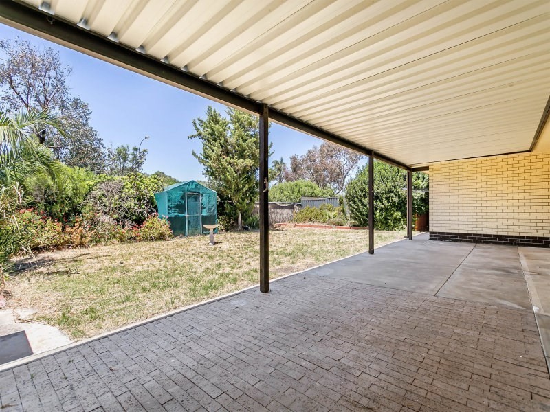 14 SIMS Crescent, West Lakes SA 5021
