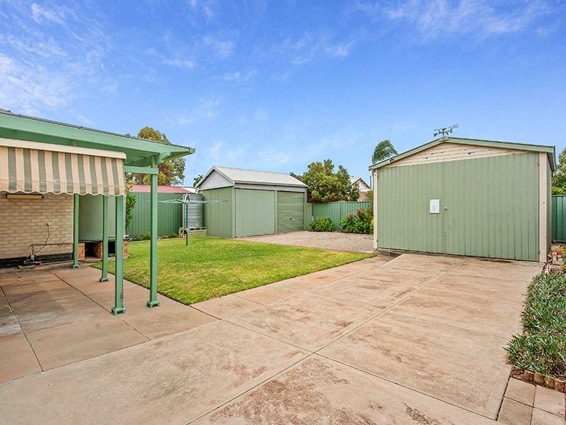 29 Mitchell Street East, Seaton SA 5023