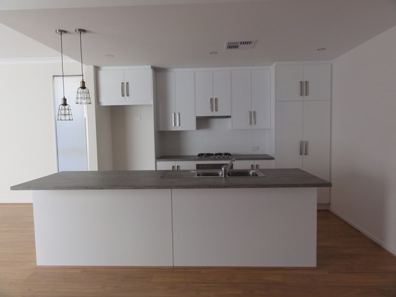 61A Dumfries Street, Seaton SA 5023