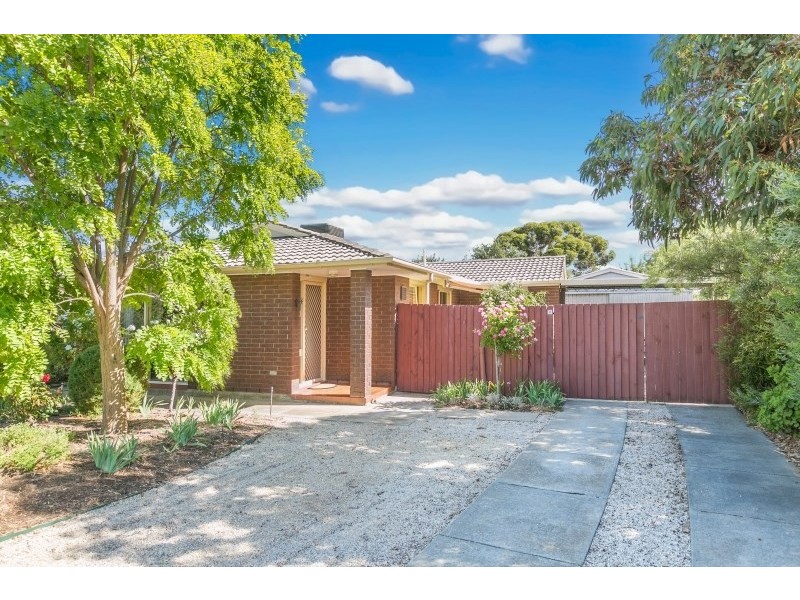 9 Clayton Drive, Grange SA 5022