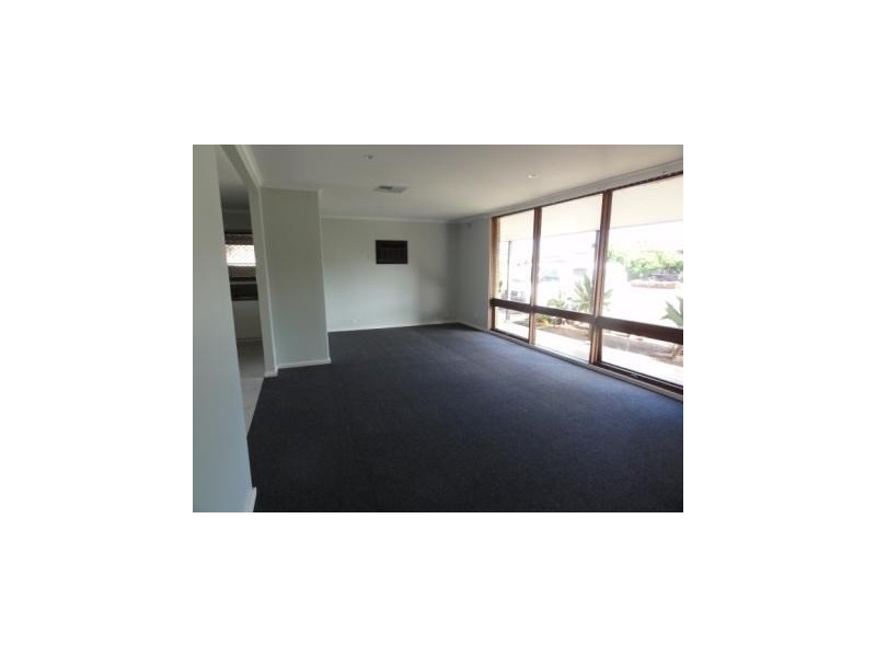 5 Monaco Crescent, Grange SA 5022