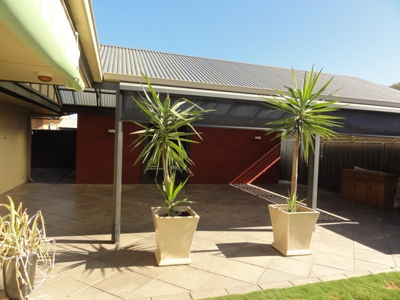 13 Coral Avenue, Semaphore Park SA 5019