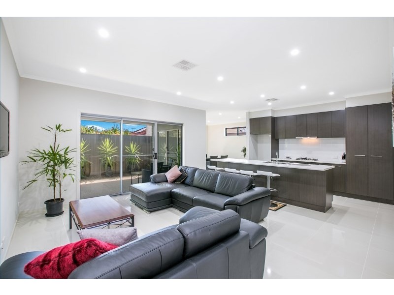 26 Osborne Street, Albert Park SA 5014