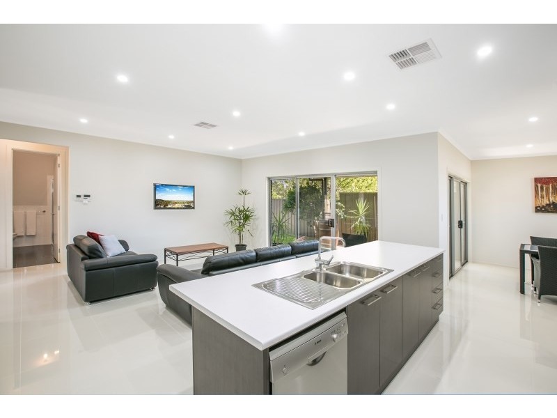 26 Osborne Street, Albert Park SA 5014