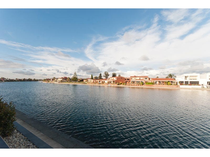 26 Liberman Court, West Lakes SA 5021