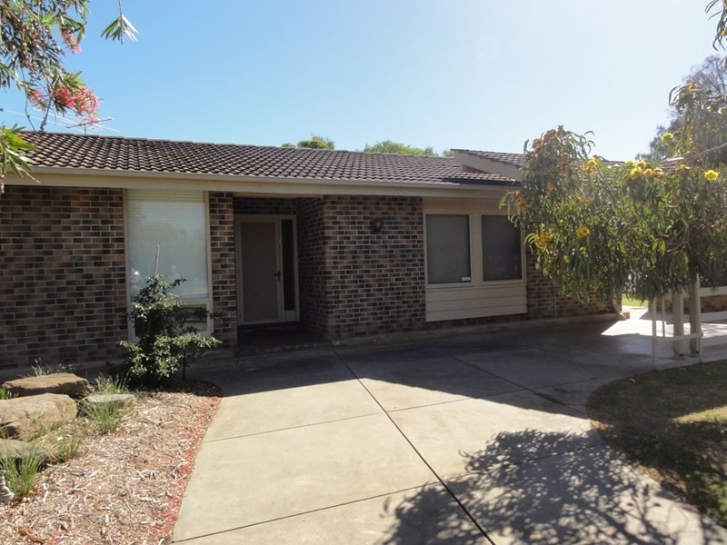 1 BIRDIE Court, Grange SA 5022