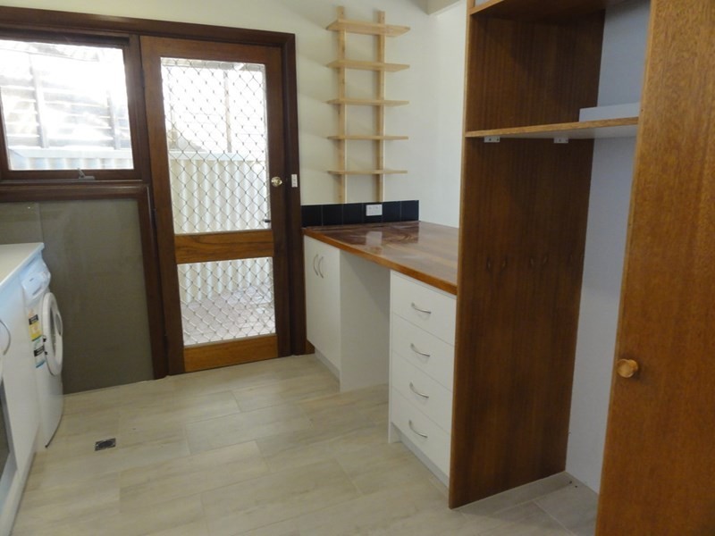 1 BIRDIE Court, Grange SA 5022