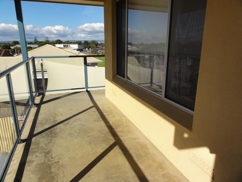 9/168 Seaview Road, Henley Beach South SA 5022