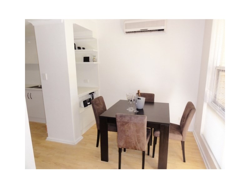 8/1 Mooloola Way, West Lakes Shore SA 5020