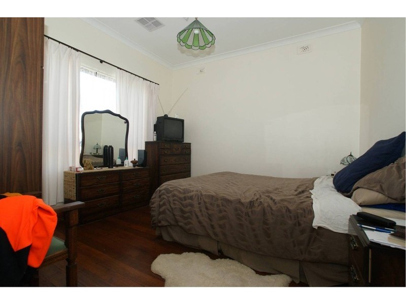 37 DIXON Street, Royal Park SA 5014