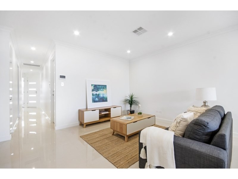 2/10 Ayr Avenue, Seaton SA 5023