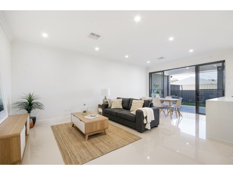 2/10 Ayr Avenue, Seaton SA 5023