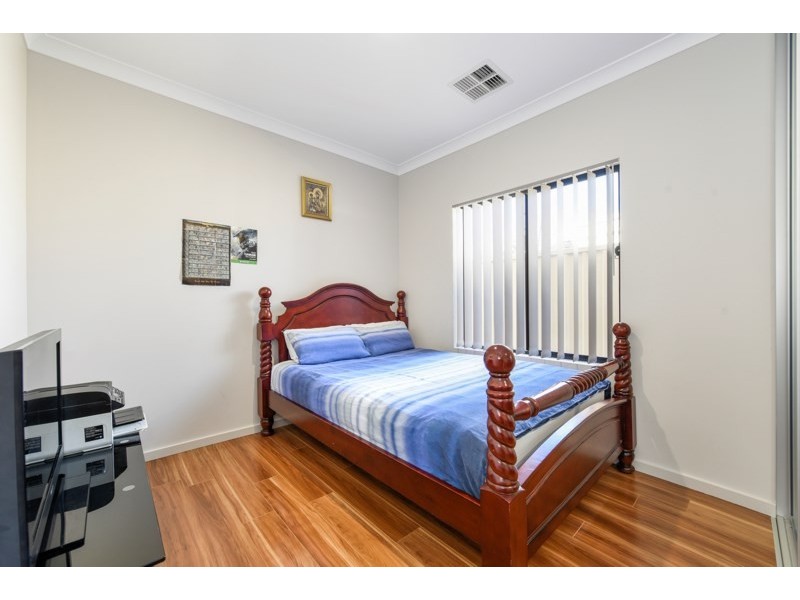 1 Palm Avenue, Royal Park SA 5014