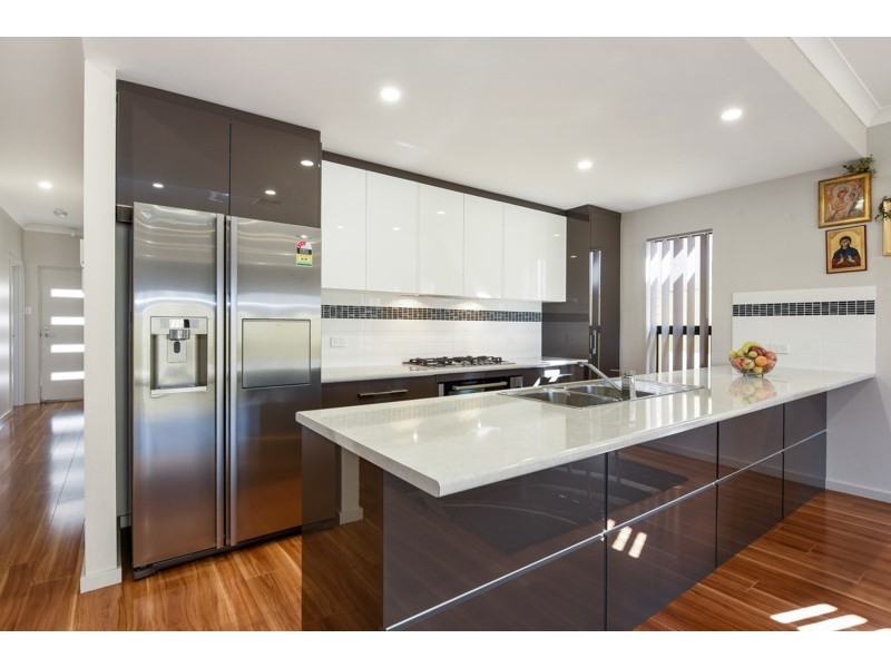 1 Palm Avenue, Royal Park SA 5014