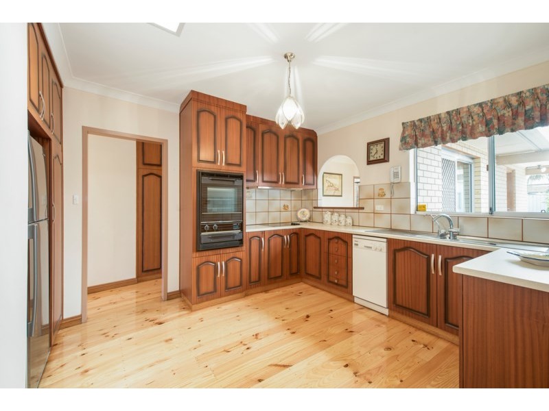 12 Wilford Avenue, Seaton SA 5023