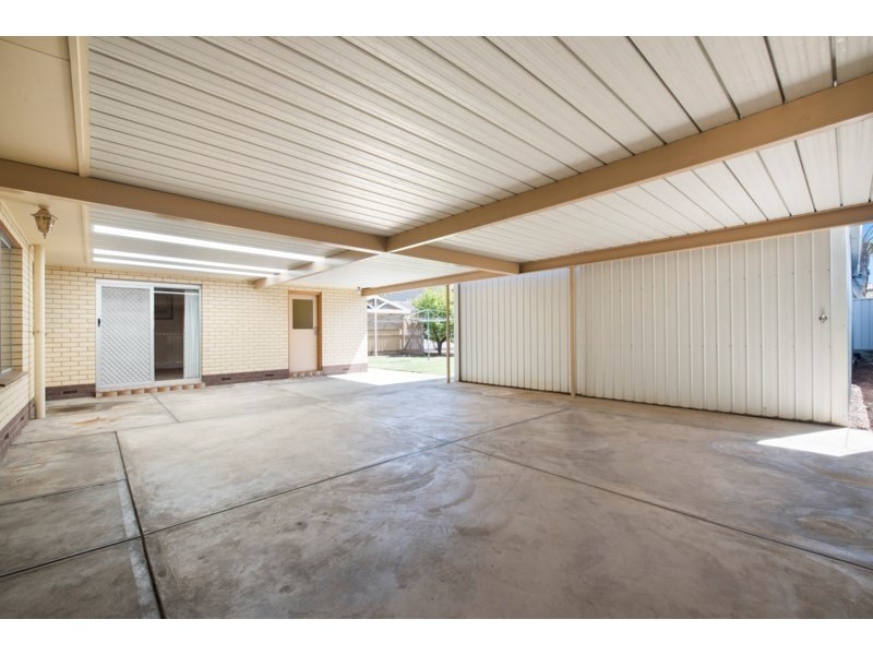 12 Wilford Avenue, Seaton SA 5023