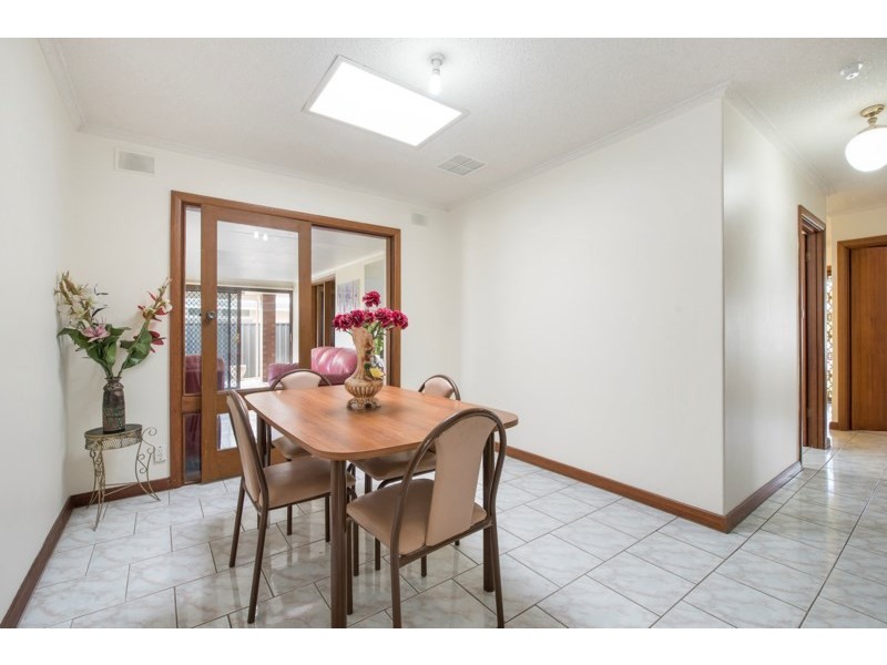 2 Elmwood Avenue, Fulham Gardens SA 5024