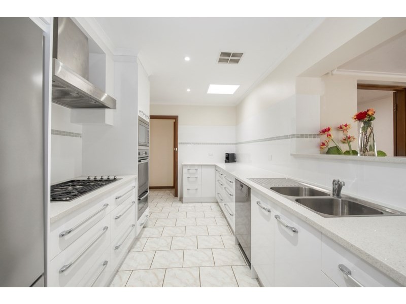 2 Elmwood Avenue, Fulham Gardens SA 5024