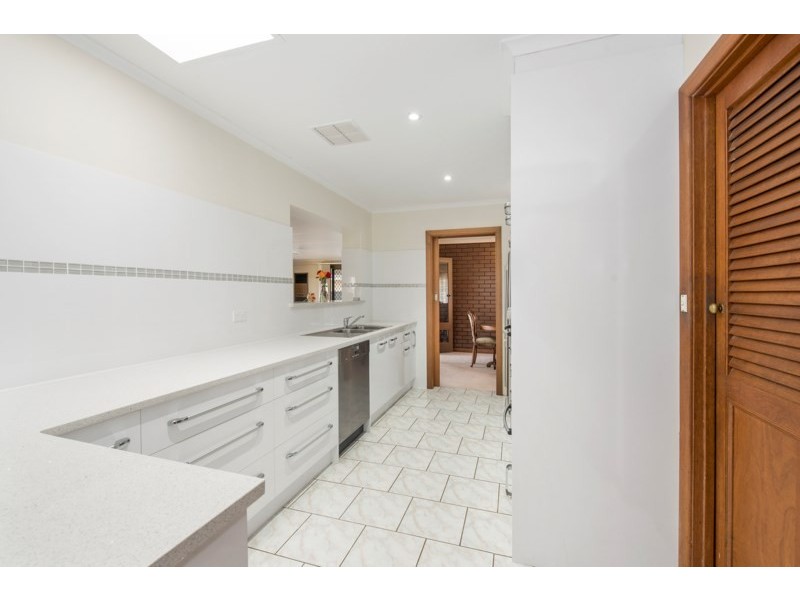 2 Elmwood Avenue, Fulham Gardens SA 5024