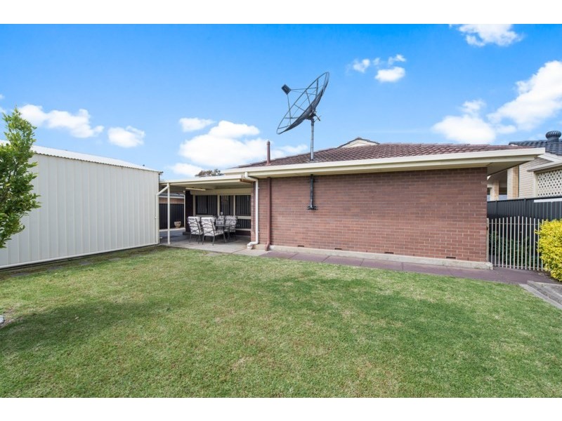 2 Elmwood Avenue, Fulham Gardens SA 5024