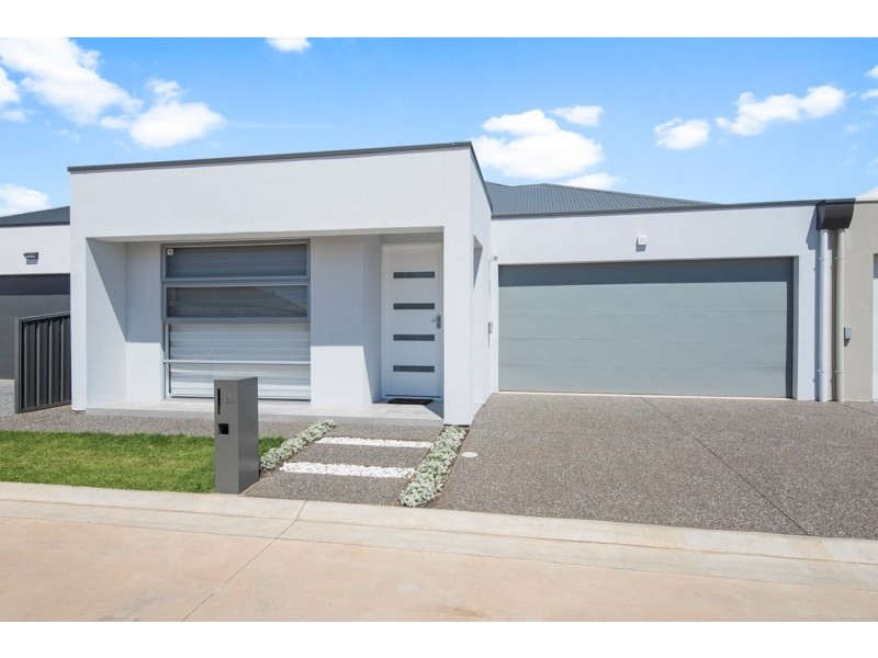 124 Lochside Drive, West Lakes SA 5021