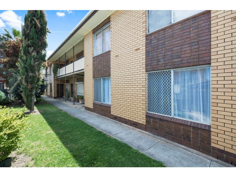 1/4A First Avenue, Woodville Gardens SA 5012