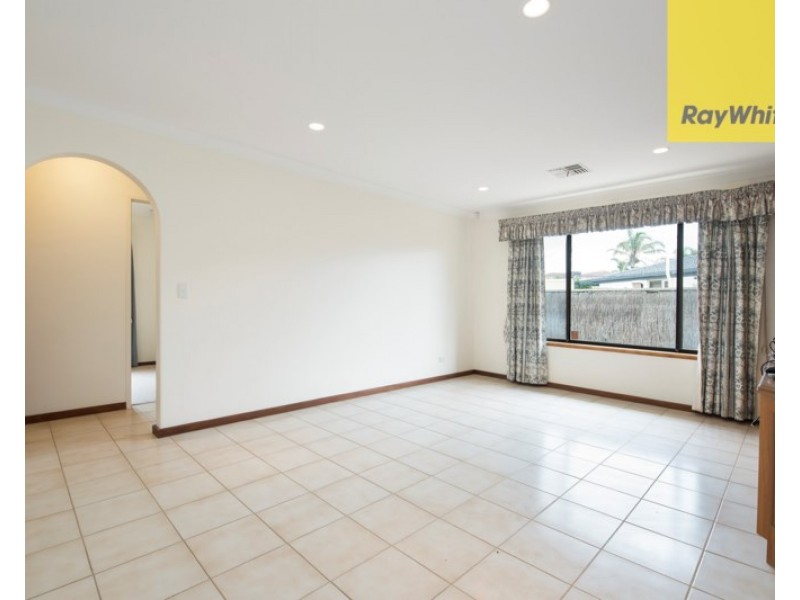 11 Frome Crescent, West Lakes SA 5021