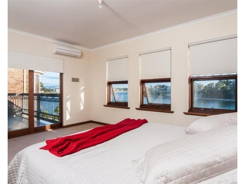 2 Leith-Price Court, West Lakes SA 5021