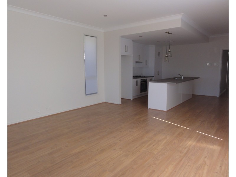 61A Dumfries Avenue, Seaton SA 5023