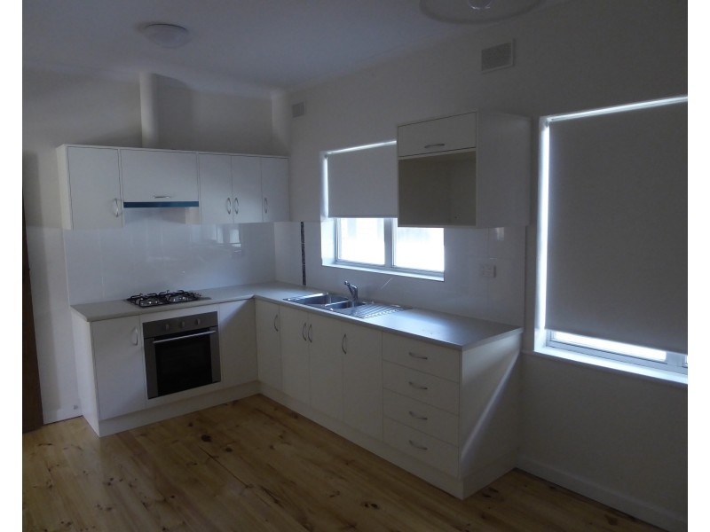 Unit  2/49A Selth Street, Albert Park SA 5014