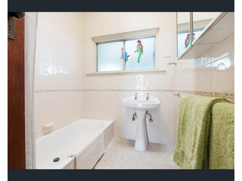 12 Selkirk Avenue, Seaton SA 5023