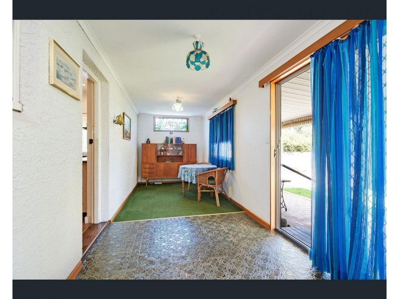 12 Selkirk Avenue, Seaton SA 5023