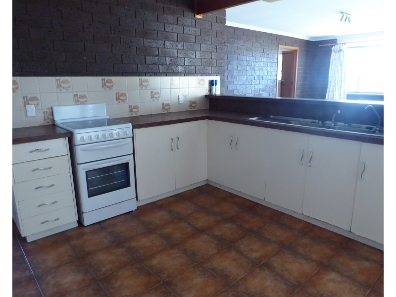 36 MERLE MARTEN Drive, North Haven SA 5018