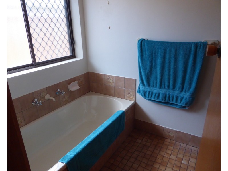 36 MERLE MARTEN Drive, North Haven SA 5018