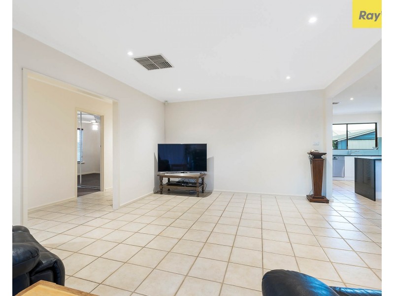 8 Moore Drive, Fulham Gardens SA 5024