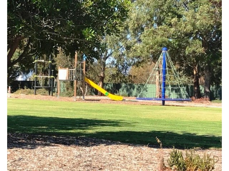 11 Windsor Terrace, West Beach SA 5024