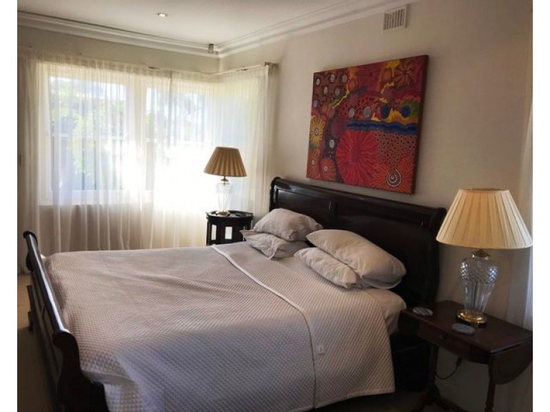 11 Windsor Terrace, West Beach SA 5024