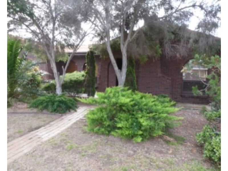 10 BOYD Crest, West Lakes Shore SA 5020