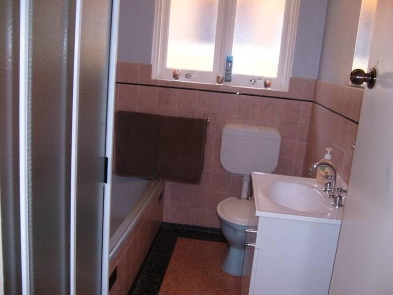 15 PALM Avenue, Royal Park SA 5014