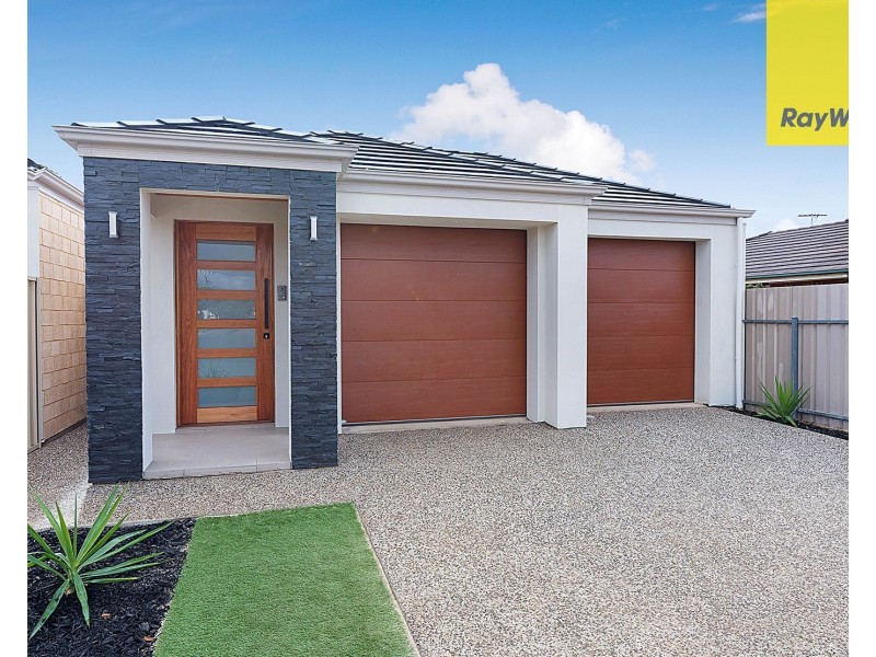 28 and 28A Angley Avenue, Findon SA 5023