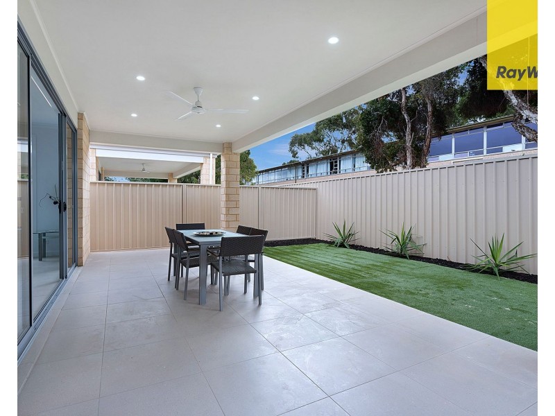 28 and 28A Angley Avenue, Findon SA 5023