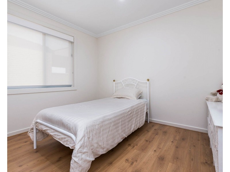 15b Marinoff Street, Seaton SA 5023