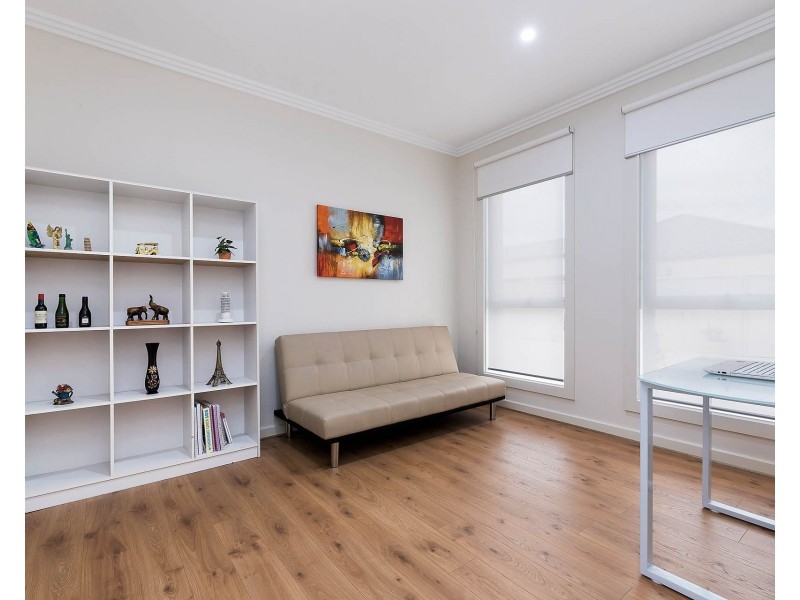 15b Marinoff Street, Seaton SA 5023