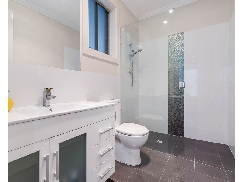 15b Marinoff Street, Seaton SA 5023