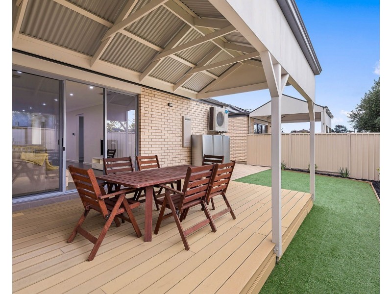 15b Marinoff Street, Seaton SA 5023