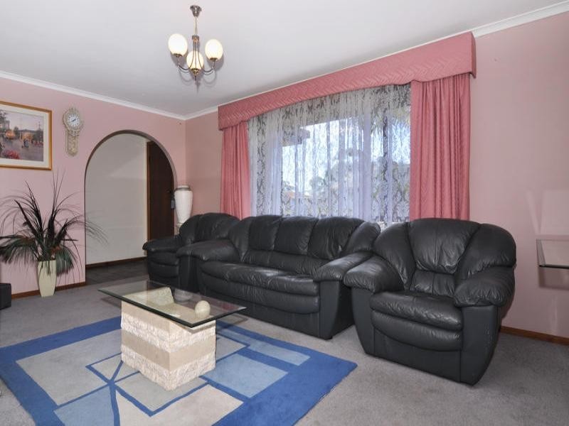 38 Merle Marten Drive, North Haven SA 5018