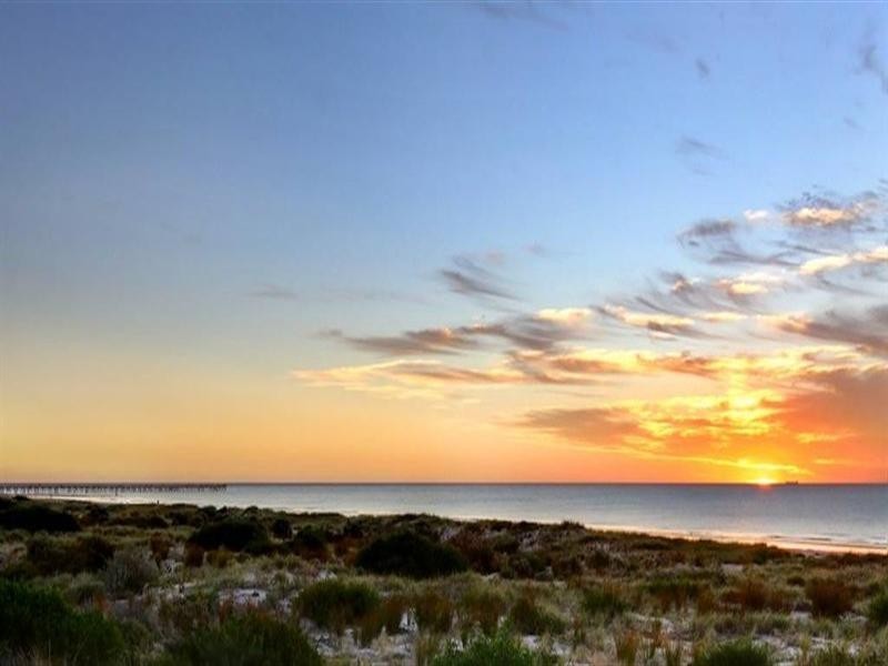 133 Esplanade, Largs Bay SA 5016